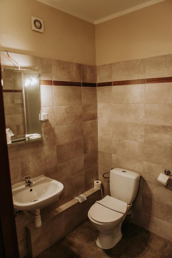 Dos Patos Bed & Breakfast Elk Bagian luar foto